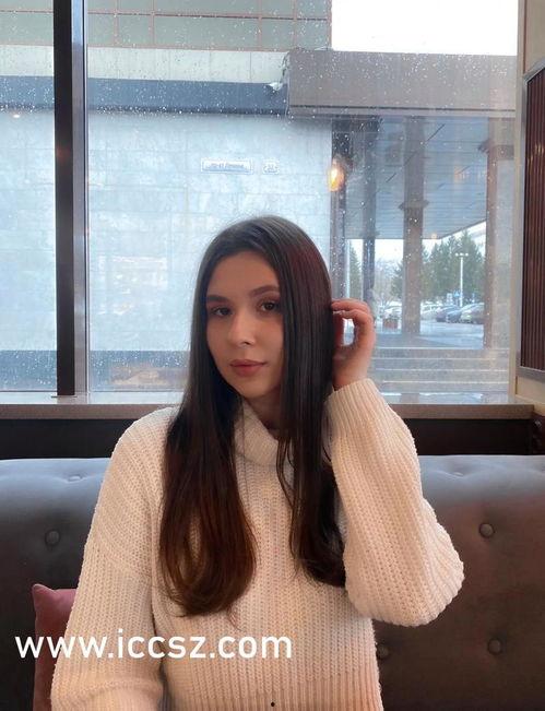 接吻时喜欢揉胸视频,揭秘接吻时揉胸的浪漫瞬间